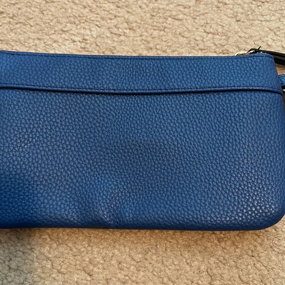 Zippered wristlet - Picture 2 of 5